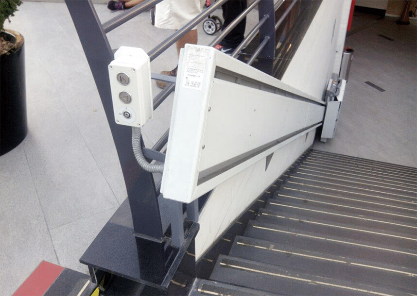 Plateforme monte escalier modèle SH - Hidral France